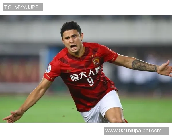 亚冠决赛首回合精彩对决阿赫利迎战恒大争夺冠军荣耀