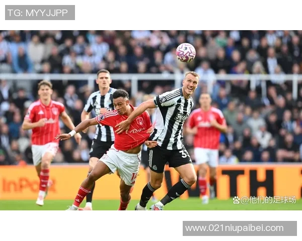 埃迪-豪和丹-伯恩因特别奉献，被颁发诺森比亚大学荣誉博士学位